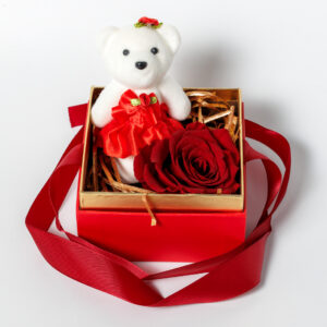 Τετράγωνο Κουτί με Forever Rose και Λευκό Αρκουδάκι